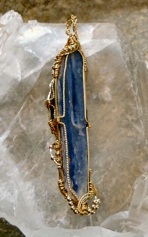 Kyanite, Moldavite, Gold